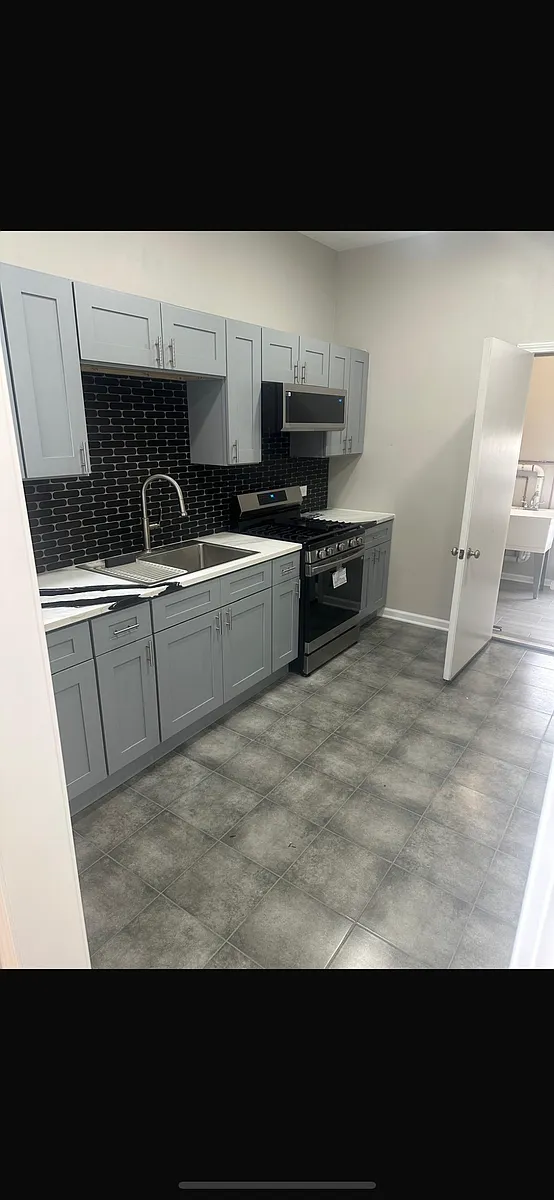 Building Photo - 4748 N Kedzie Ave #2