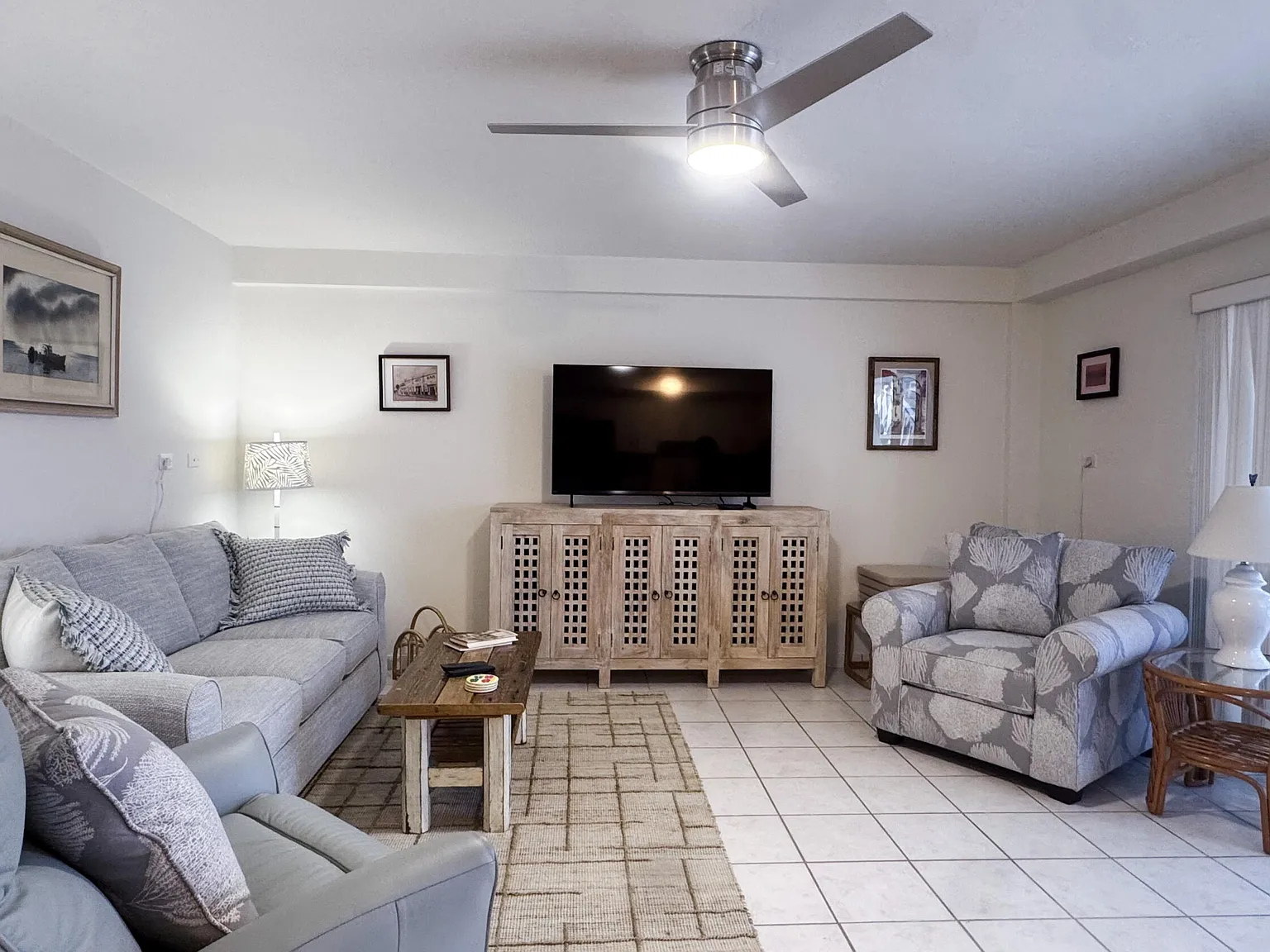2 bed, 1.0 bath, 1160 sqft, $3,200 — Photo 3