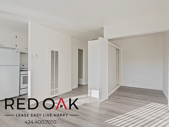 3rd image of 333 N Brand Blvd #20