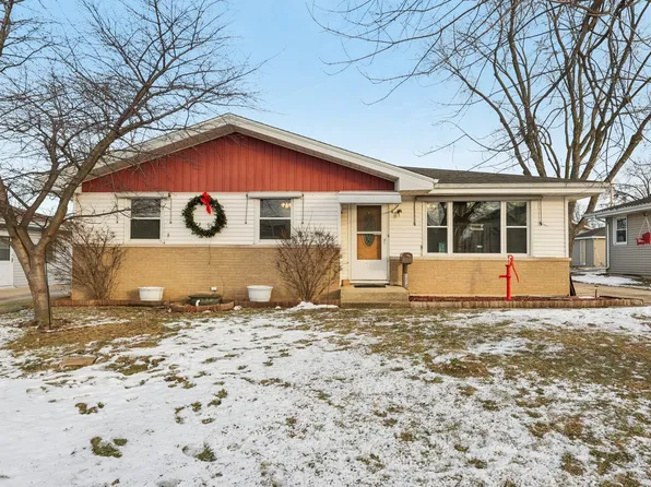 1310 Hosmer St, Joliet, IL 60435