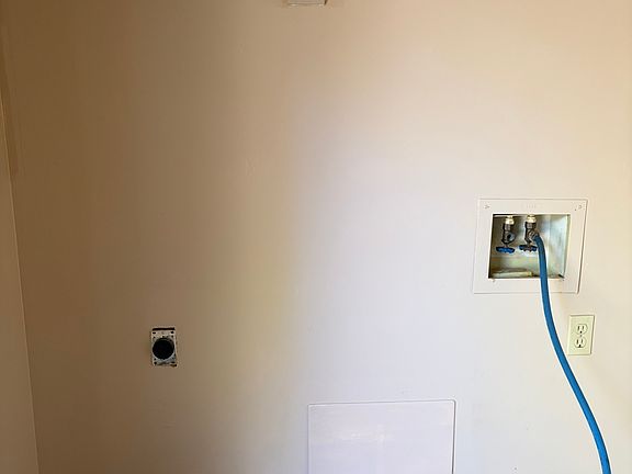 3rd image of 500 S Orange Edwards Blvd APT C