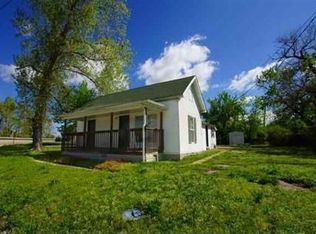 106 Powell Ave, Cotter, AR 72626