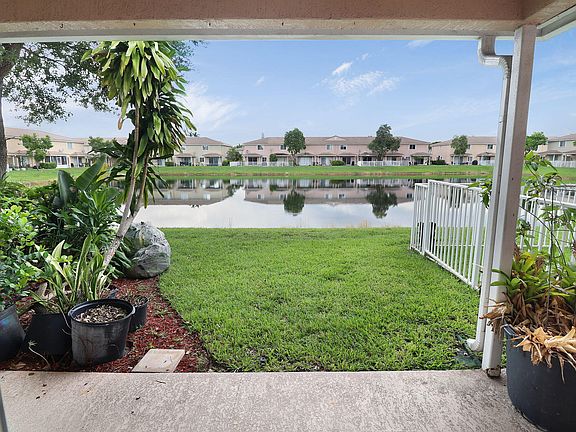 2nd image of 5930 ROYAL Way
