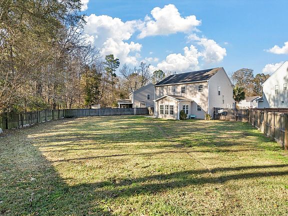 2nd image of 206 Willet Dr