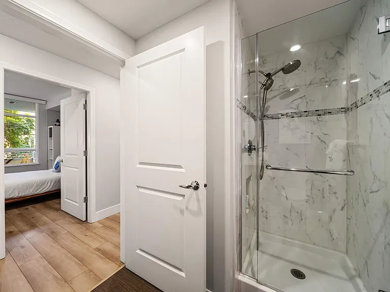 850 Beech St #307 — Photo 32