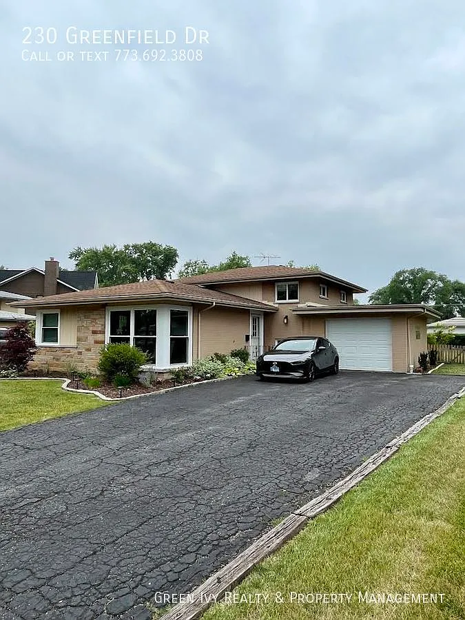 230 Greenfield Dr photo 1