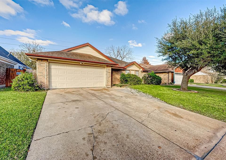 1st image of 16202 Salida De Sol Dr