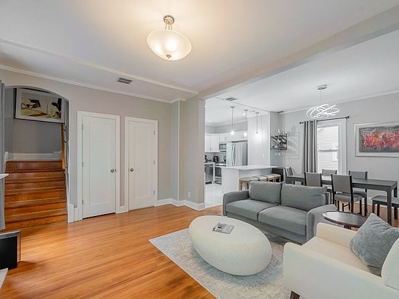 5th image of 56 Woodside Rd