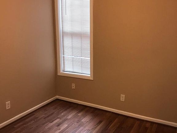 5th image of 1532 N Ellamont St