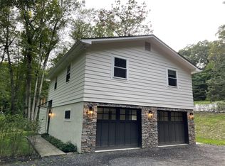 38 Chapman Rd, Garrison, NY 10524