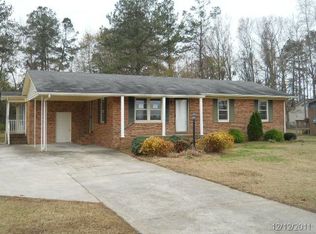 1221 Woodington Rd, Kinston, NC 28504