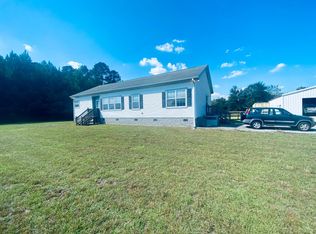 1231 Volunteer Dr, Loris, SC 29569