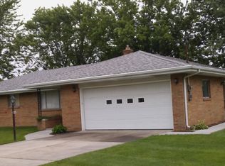 56 N Stadium Rd, Oregon, OH 43616