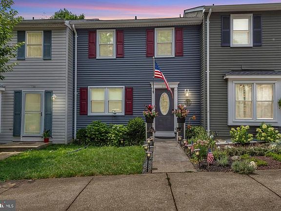 2nd image of 1154 Riverboat Ct