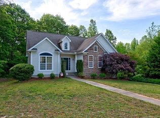 1327 Laurel Woods Dr, Gastonia, NC 28052