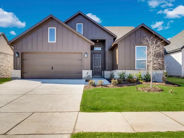2224 Trailside Dr, Sherman, TX 75092