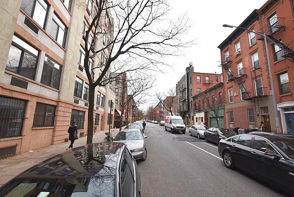 Rented by Bold New York | media 5