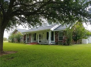 10 Winegart Ln, Lecompte, LA 71346