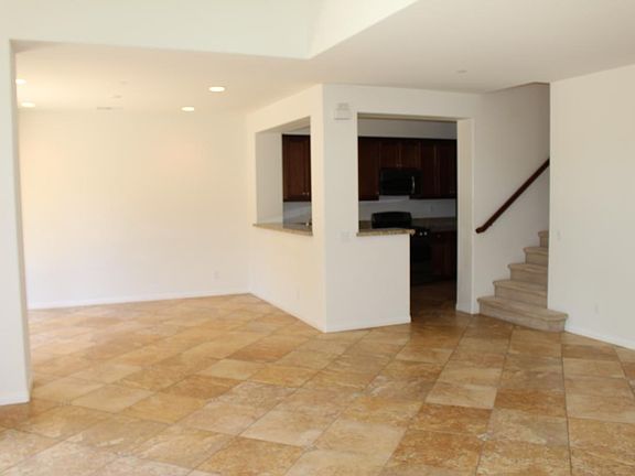 4th image of 1401 Montgomery St
