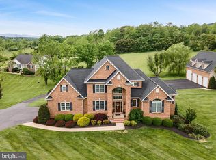 220 Anna Margaret Dr, Winchester, VA 22602