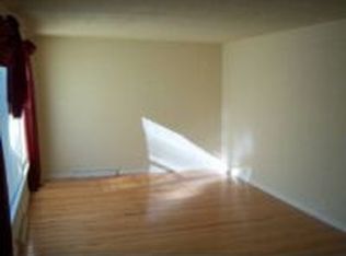 9015 S University Ave, Chicago, IL 60619