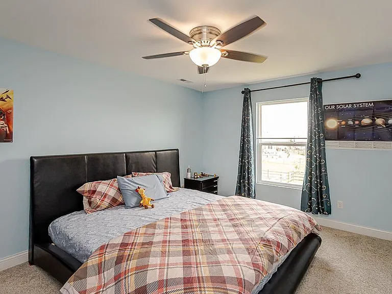 14825 Saddle Horn Dr — Photo 34