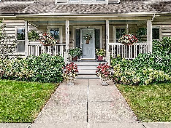 2nd image of 658 Indian Path Rd