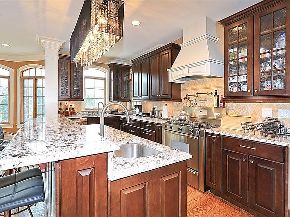 5th image of 1726 N 79th Ct