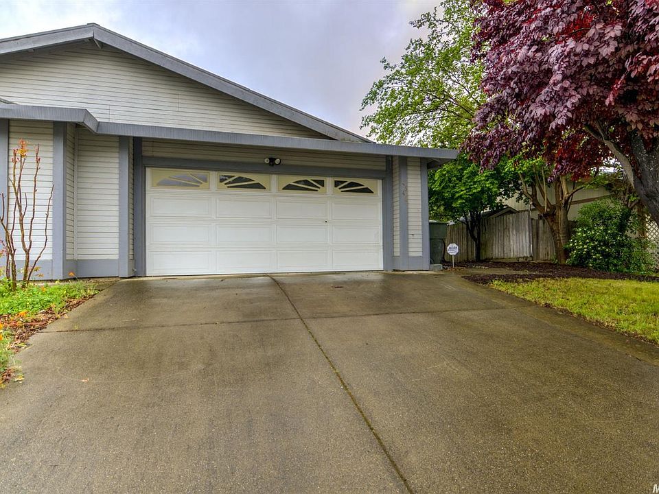 1st image of 4540 Fox Valley Cir