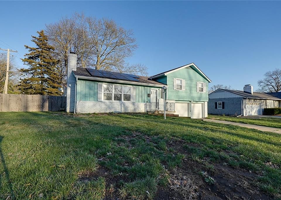 1st image of 7901 Maple Ave