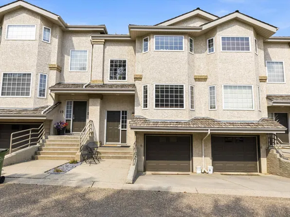 1295 Carter Crest Rd NW #20, Edmonton, AB T6R 2N6