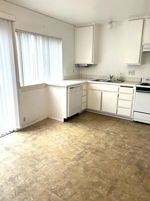 10565 Caminito Glenellen — Photo 3