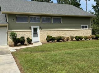 1731 Dupard St, Mandeville, LA 70448