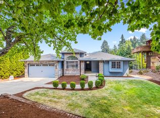 789 S 69th St, Springfield, OR 97478