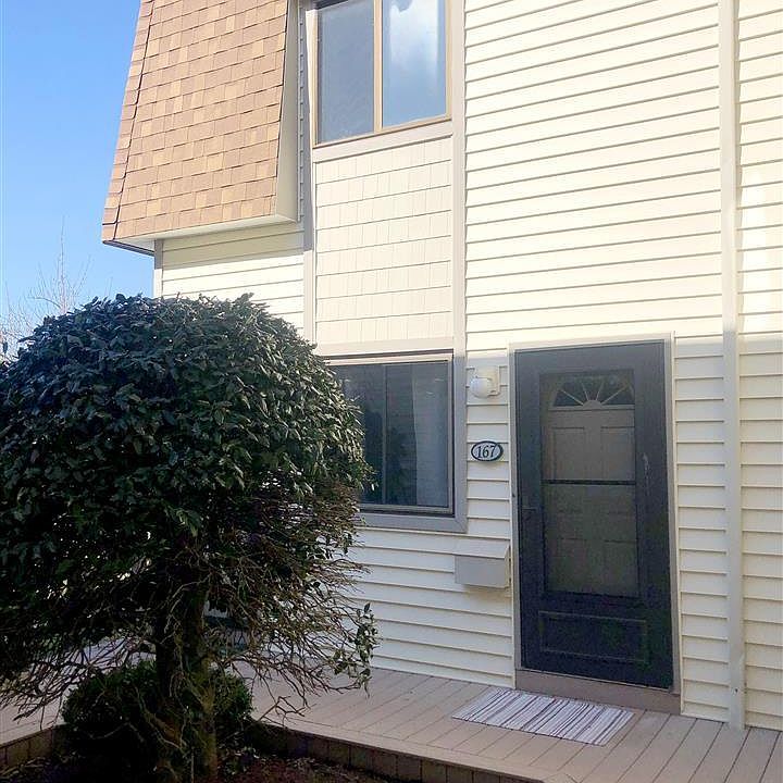 1st image of 167 N Basin Dr #1