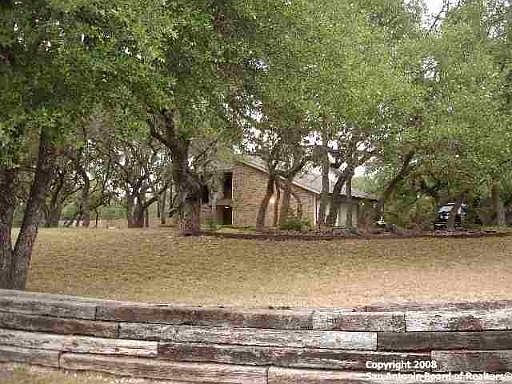 1st image of 8414 OAK THICKET