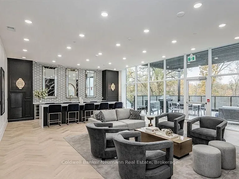 71 Wyndham St S #907 — Photo 6