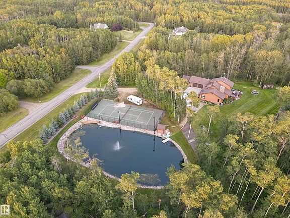 3rd image of 51313 Range Rd #231-97