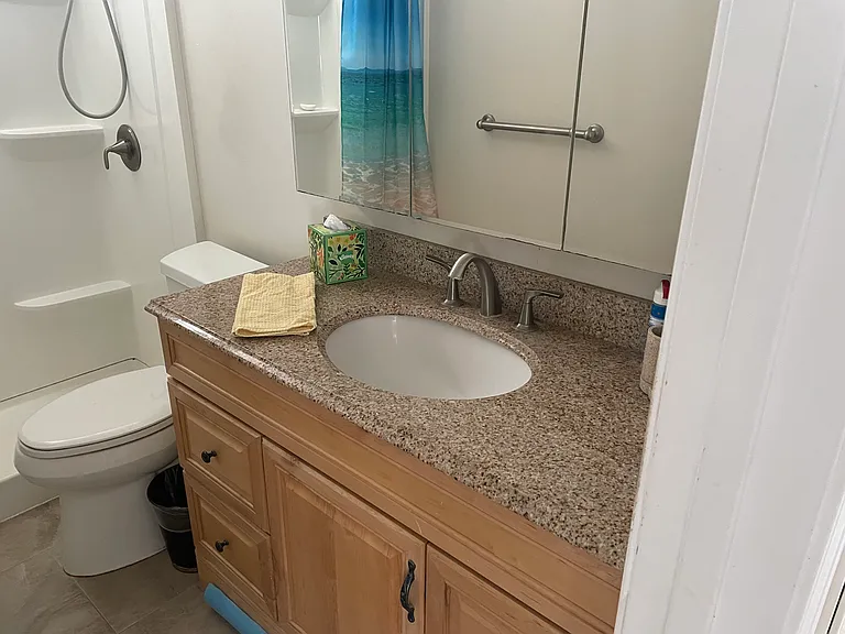 1298 Roxy Ave — Photo 14