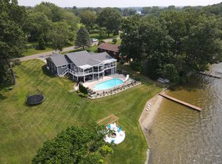 61708 Park Ridge Ln, Sturgis, MI 49091