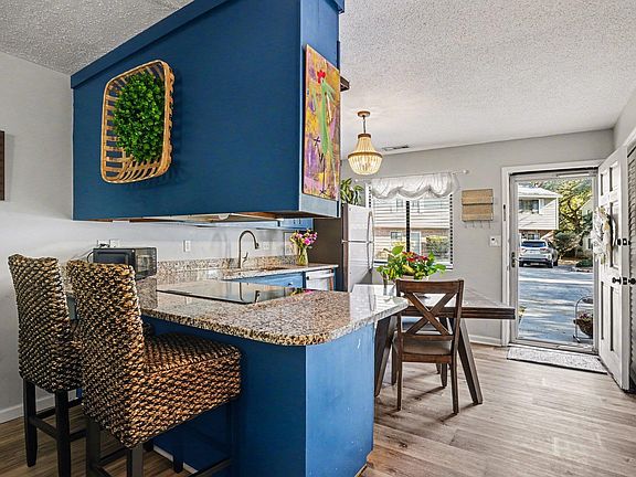 5th image of 5137 Inlet Garden Ct. #2B