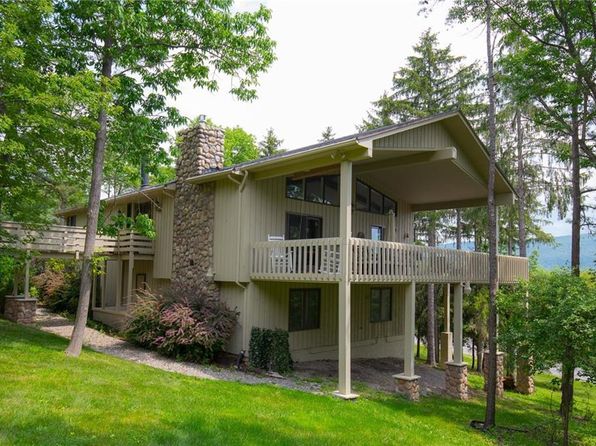 Waterfront Vine Valley Middlesex Waterfront Homes For Sale 18 Homes Zillow