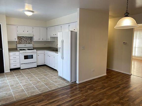 3rd image of 4128 Brentwood Ln