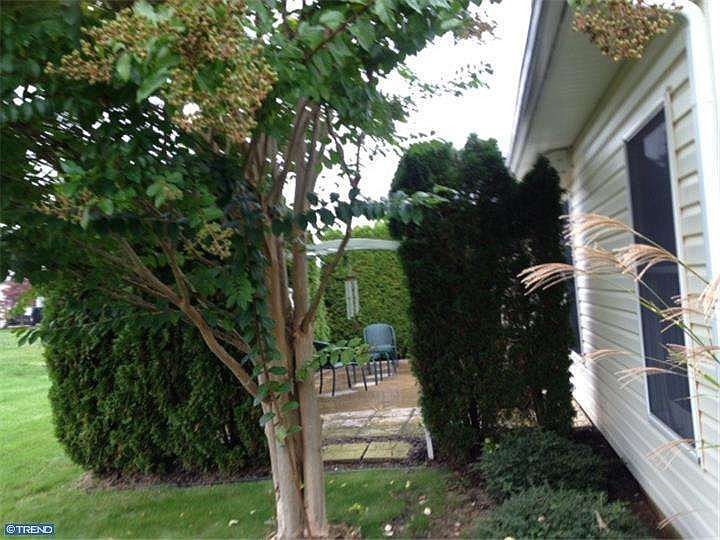 2nd image of 13 Laurel Ridge Ln