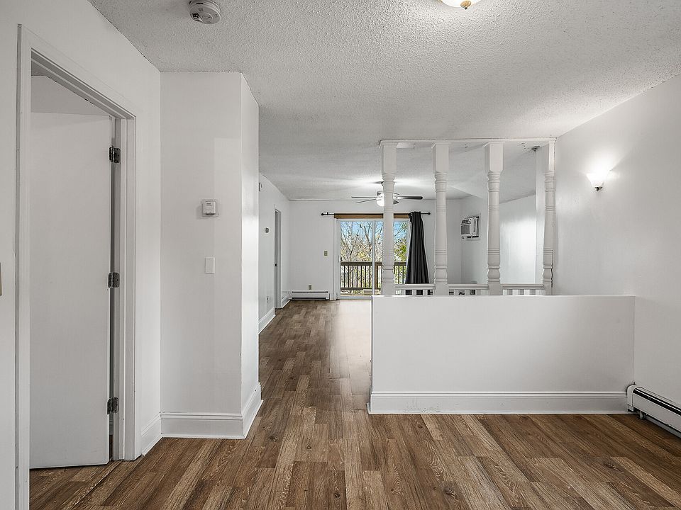 1st image of 2407 Buchanan St NE APT 2