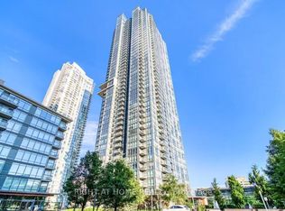 11 Brunel Ct #608, Toronto, ON M5V 3Y3