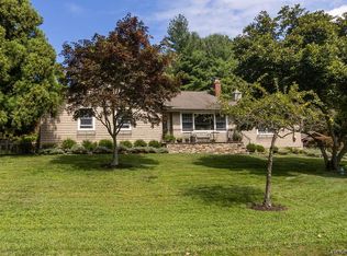 7 Mill Pond Rd, Stony Brook, NY 11790