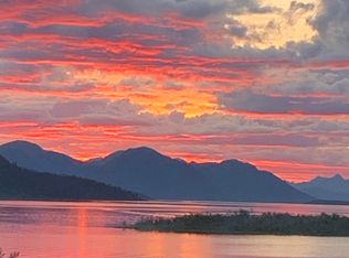 222 Huckleberry Ln, Dillingham, AK 99576