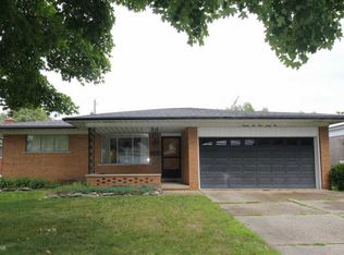 26442 Joe Dr, Warren, MI 48091