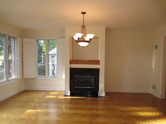 3rd image of 7623 N Kolmar Ave
